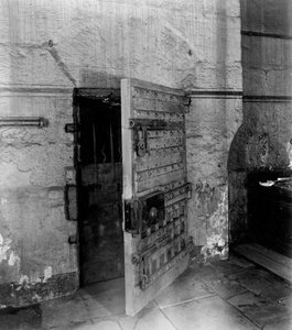 Door to Newgate Prison